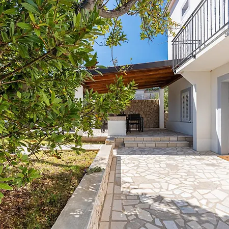 וילה House Verona 25m From The Beach, Martinscica, Cres Island